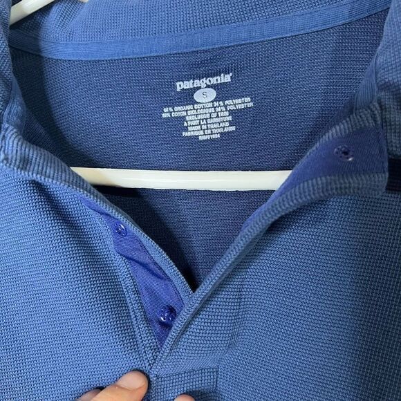 Patagonia Navy Blue Collared Long Sleeve Shirt - Picture 6 of 10
